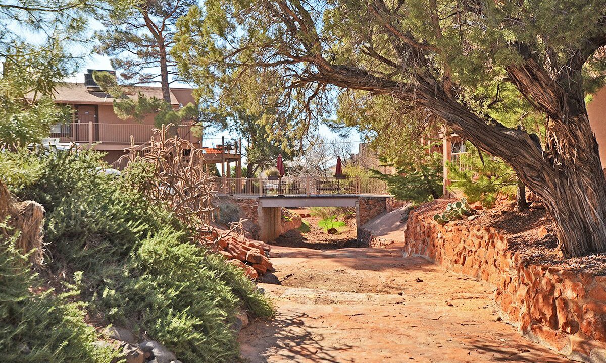 Photo of Outdoor in Oak Creek