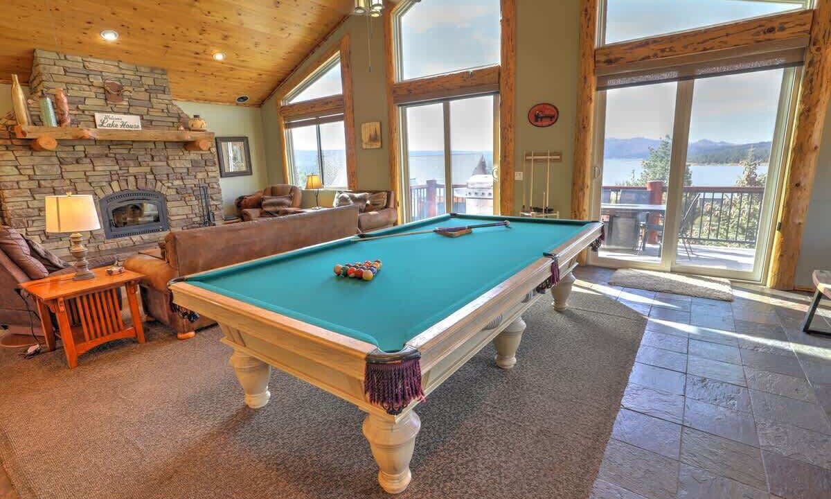 Photo of Bedroom in Castle Glen Estates