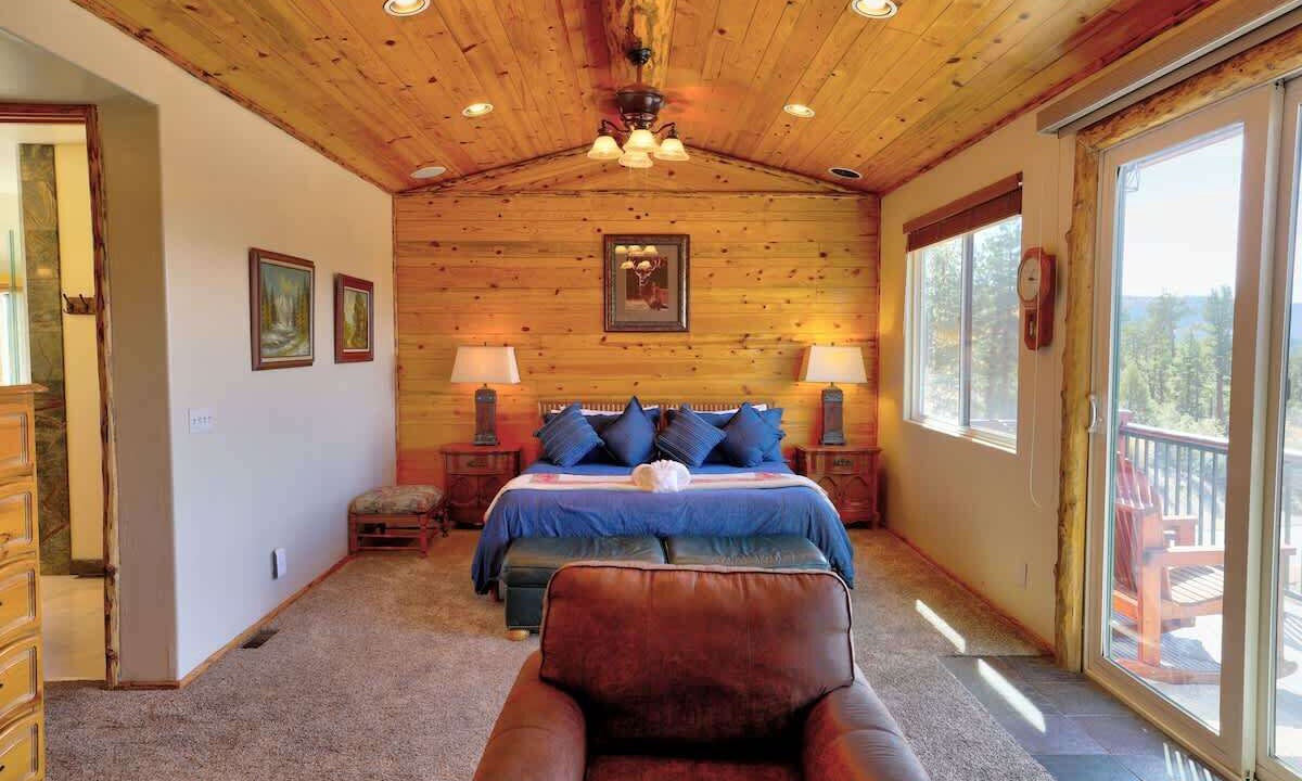 Photo of Bedroom in Castle Glen Estates