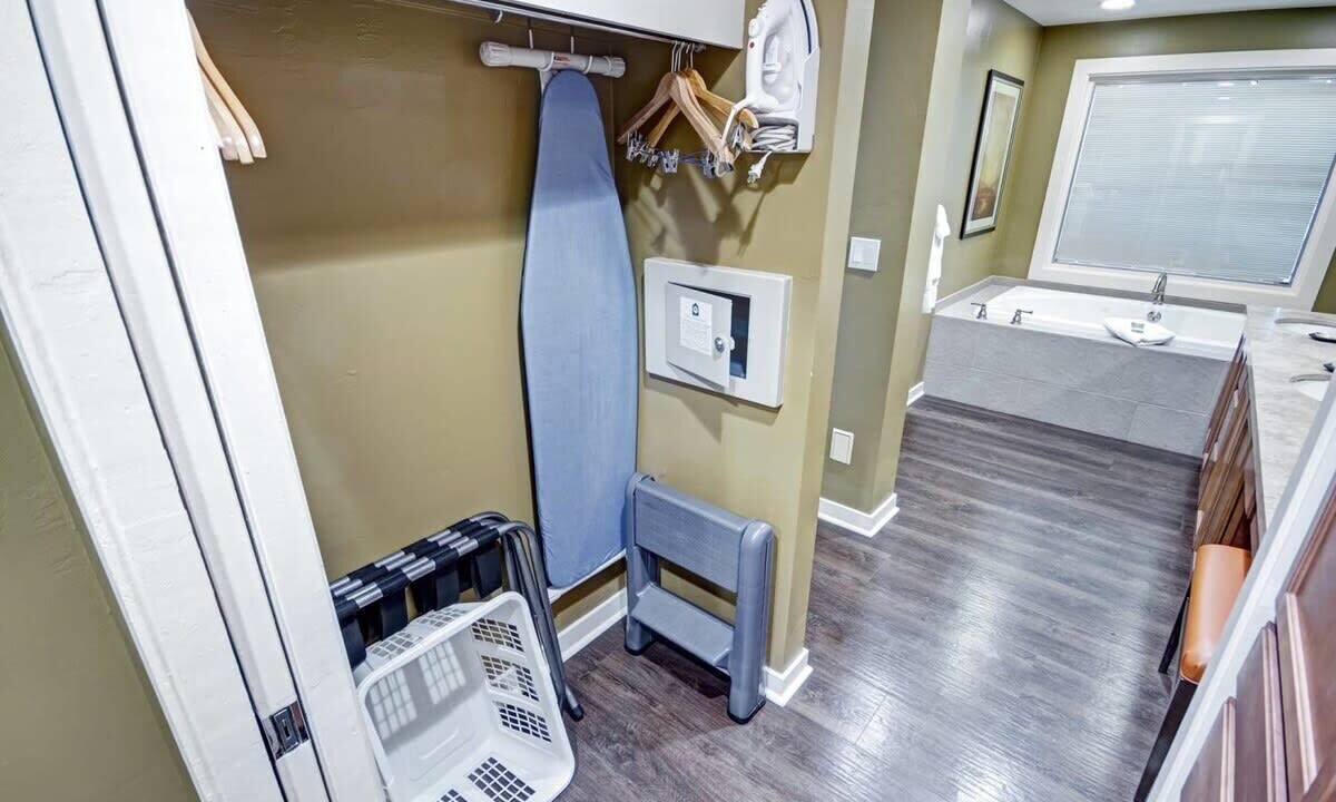Photo of Bathroom in Paradise Valley Village