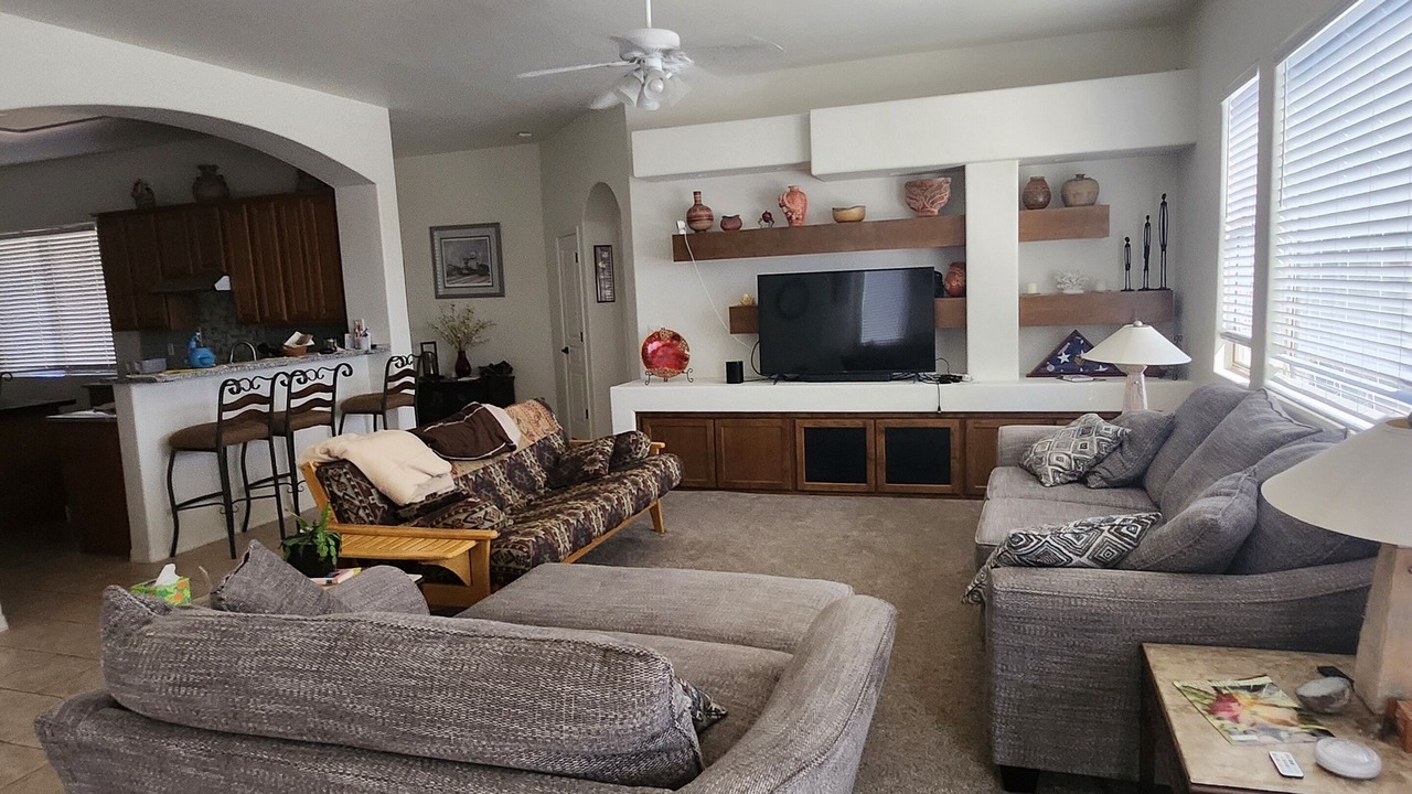 Photo of Livingroom in Gold Canyon