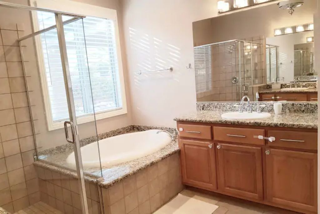 Photo of Bathroom in Green Valley Ranch