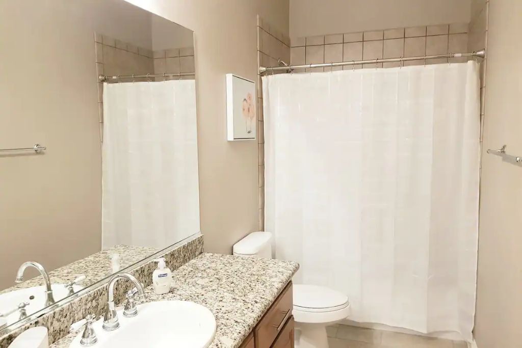 Photo of Bathroom in Green Valley Ranch