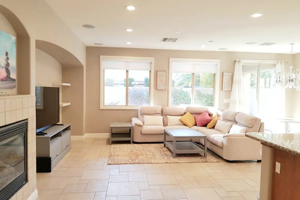 Photo of Livingroom in Green Valley Ranch