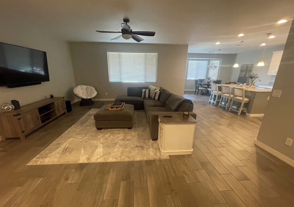 Photo of Livingroom in Waddell