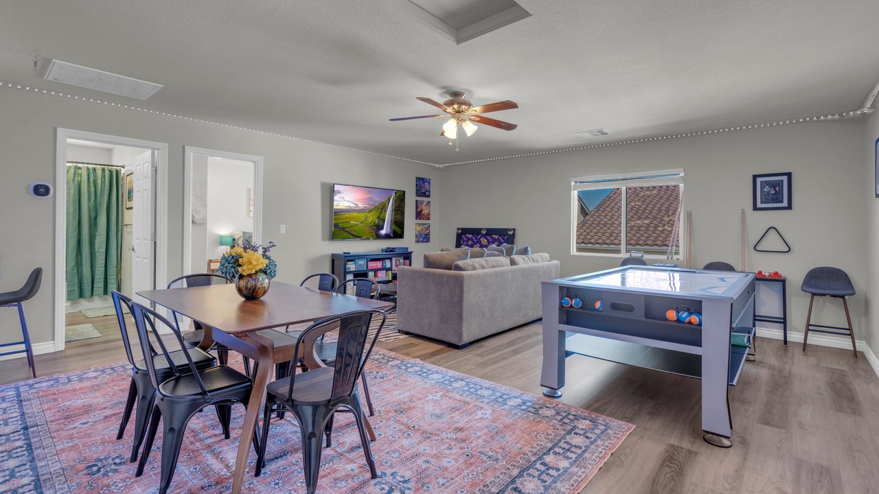 Photo of Bedroom in Enterprise