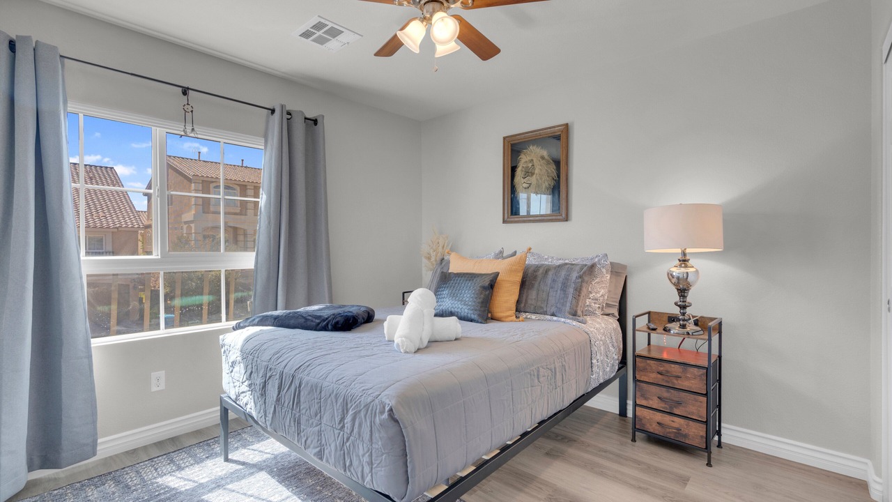 Photo of Bedroom in Enterprise