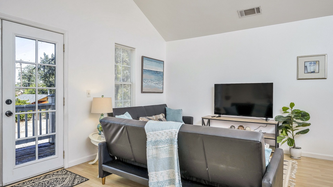 Photo of Livingroom in Middletown