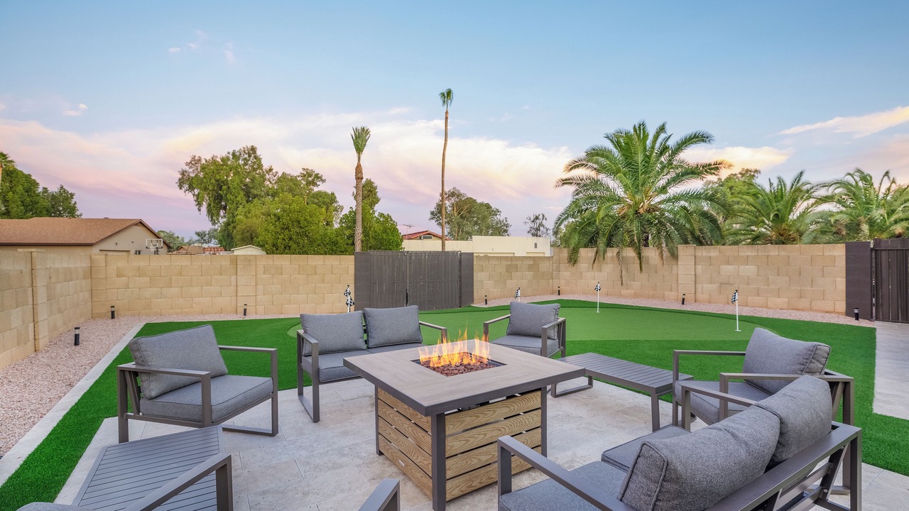 Photo of Outdoor in Avant