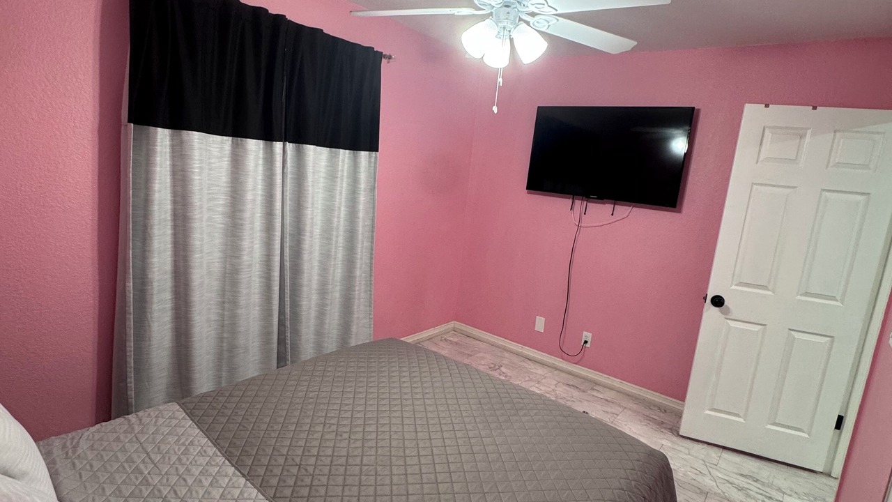Photo of Bedroom in Paradise