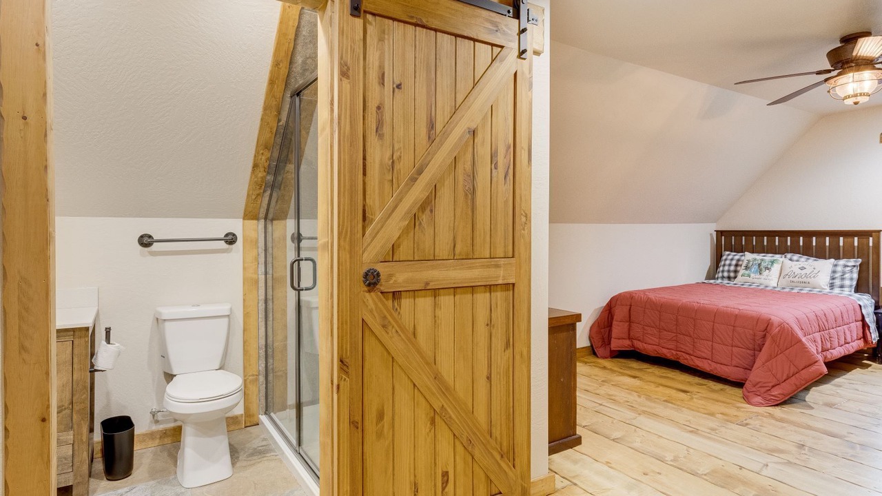 Photo of Bedroom in Glencoe