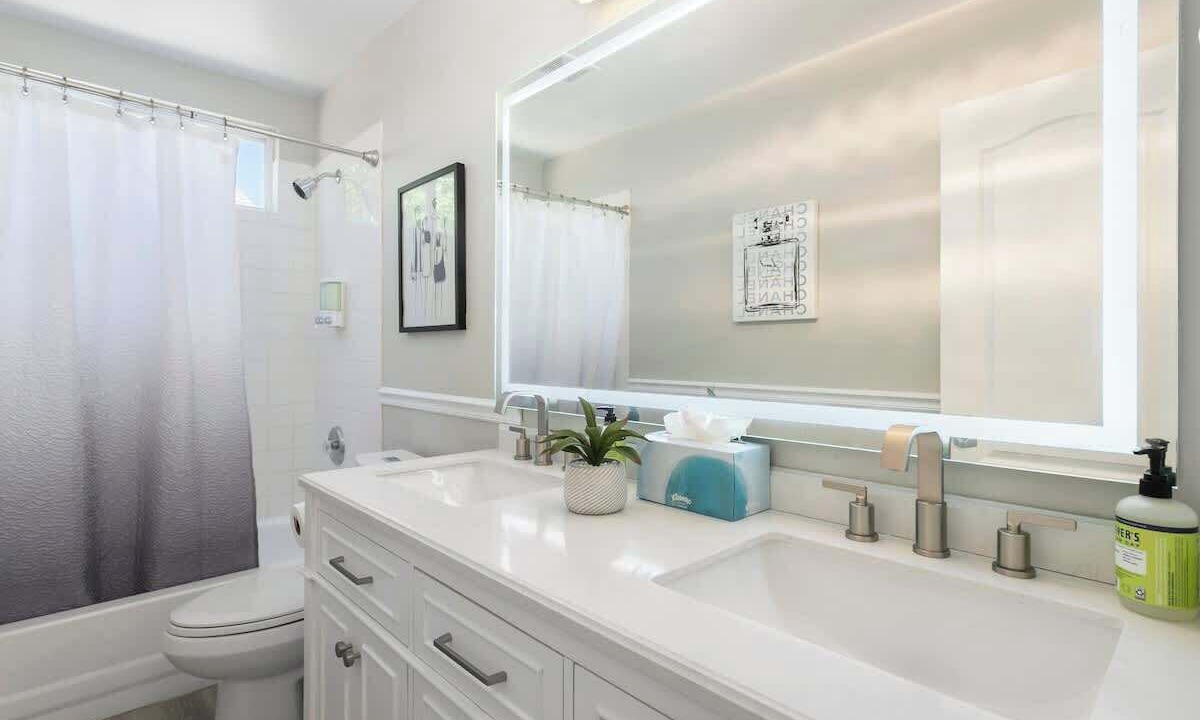 Photo of Bathroom in North Las Vegas
