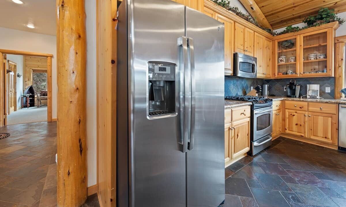 Photo of Kitchen in Castle Glen Estates