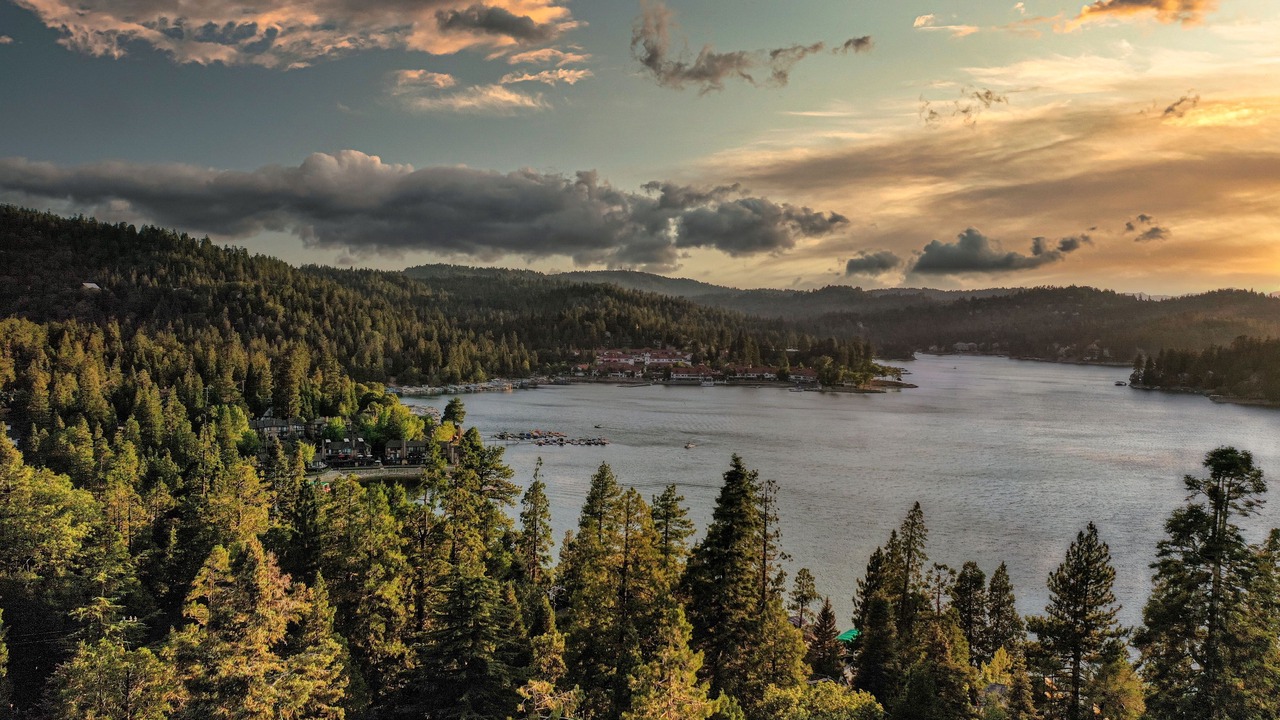 Photo of Others in Lake Arrowhead
