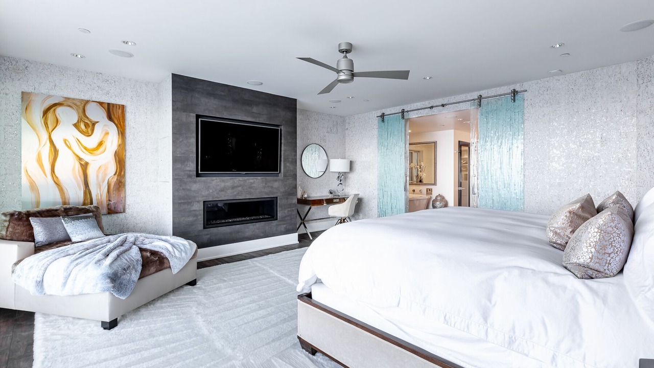Photo of Bedroom in Central Malibu