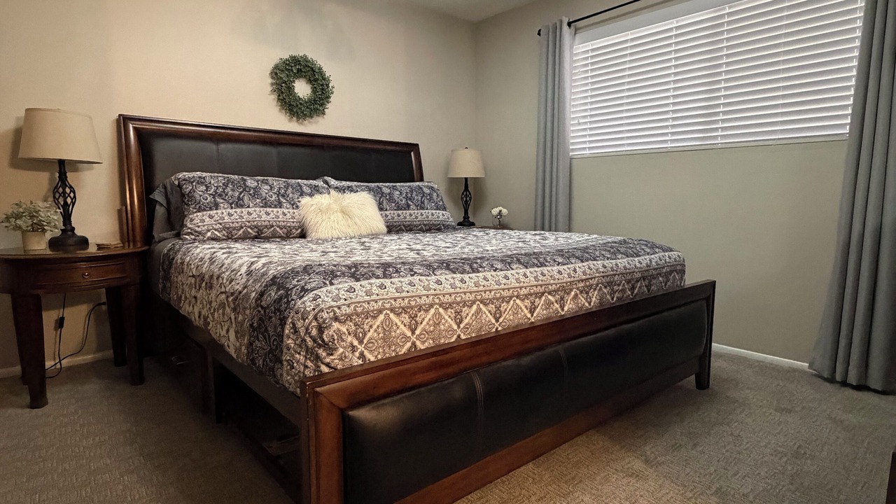 Photo of Bedroom in Meadview