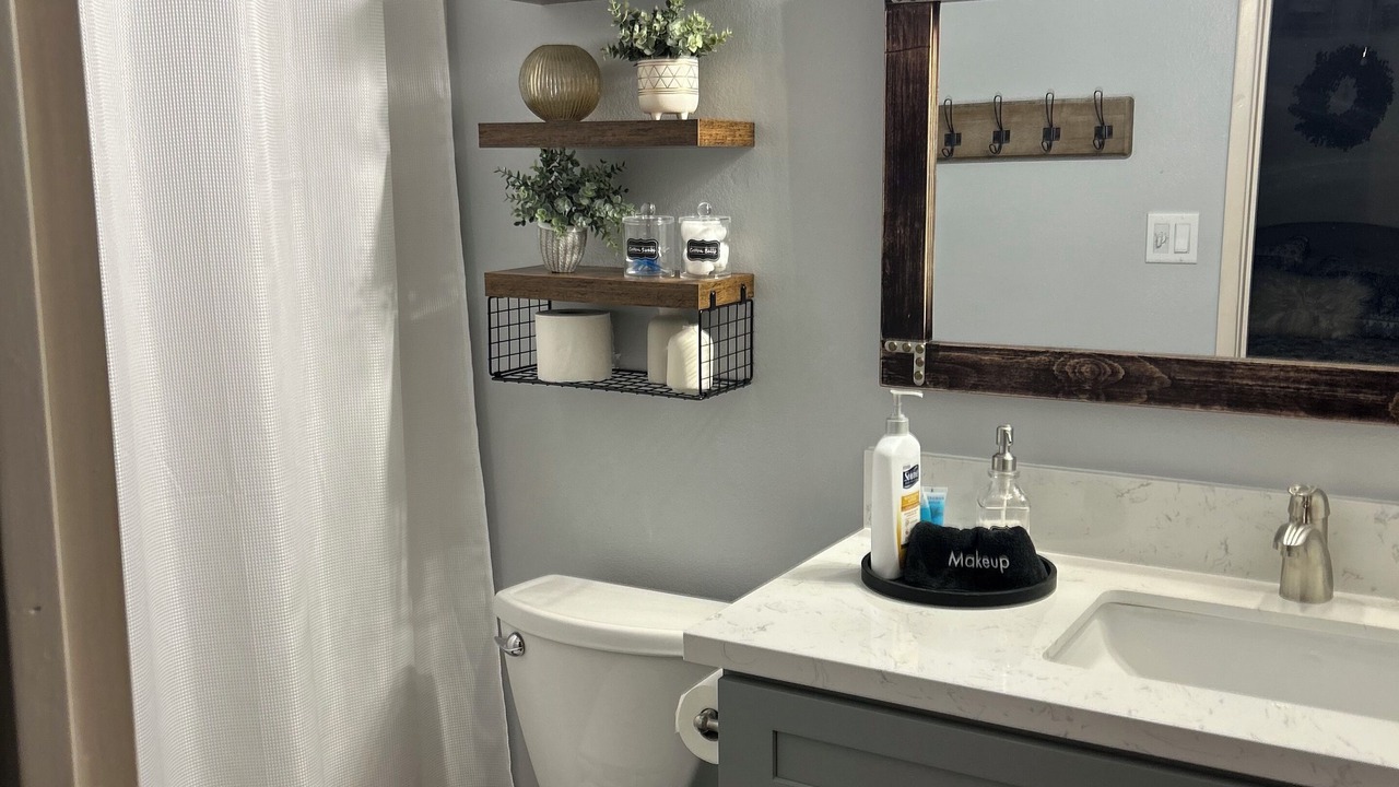 Photo of Bathroom in Meadview