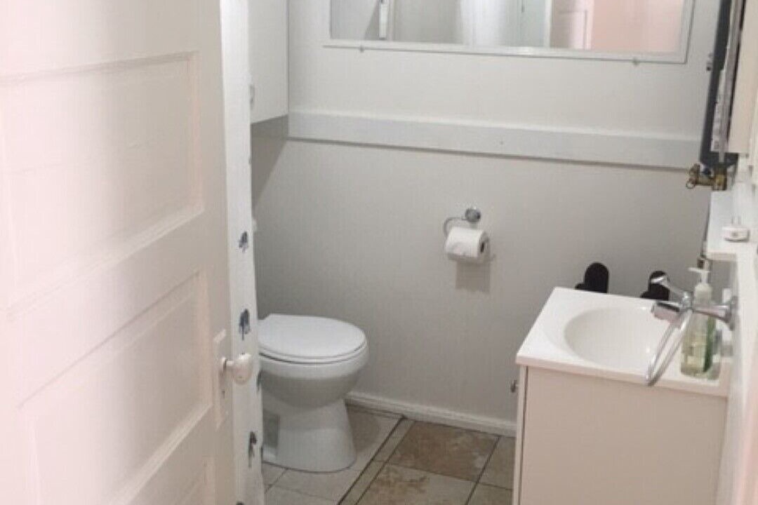 Photo of Bathroom in Lone Pine
