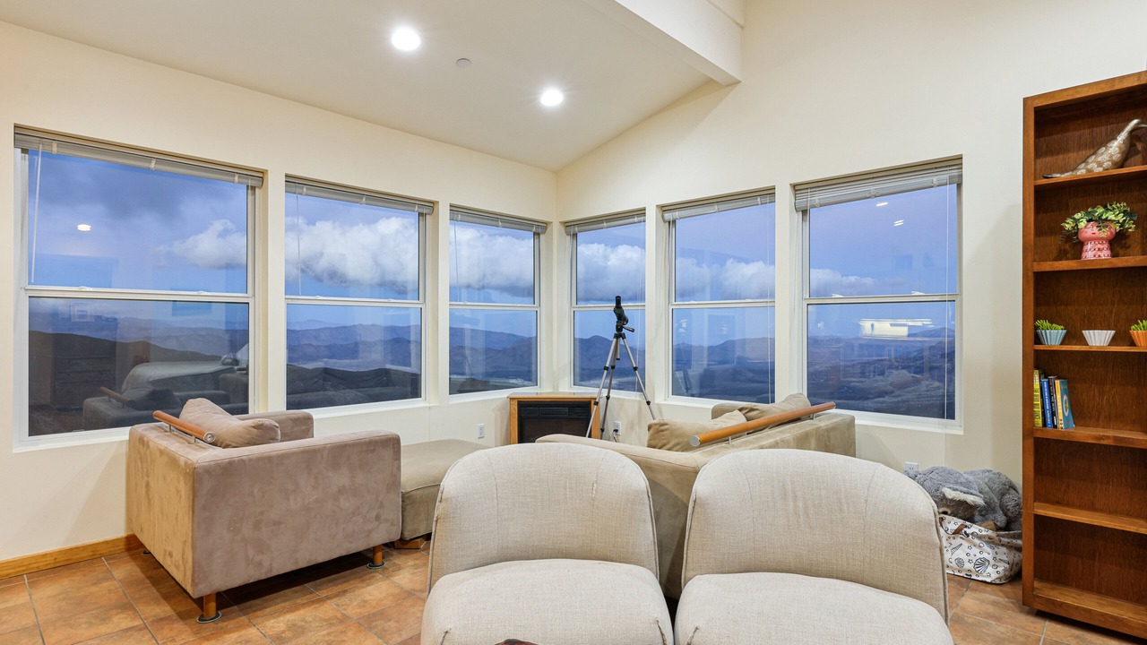 Photo of Livingroom in Julian