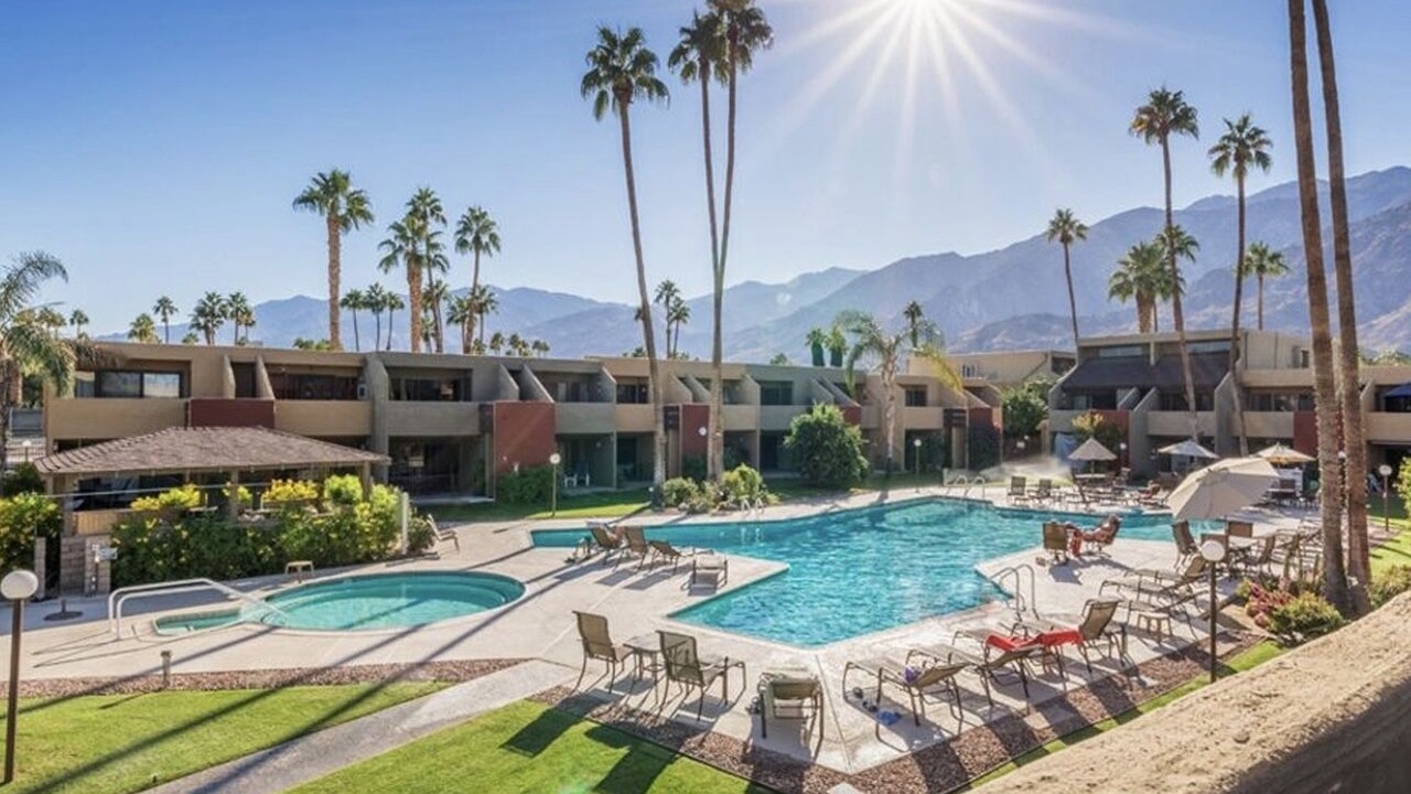 Photo of Others in Twin Palms