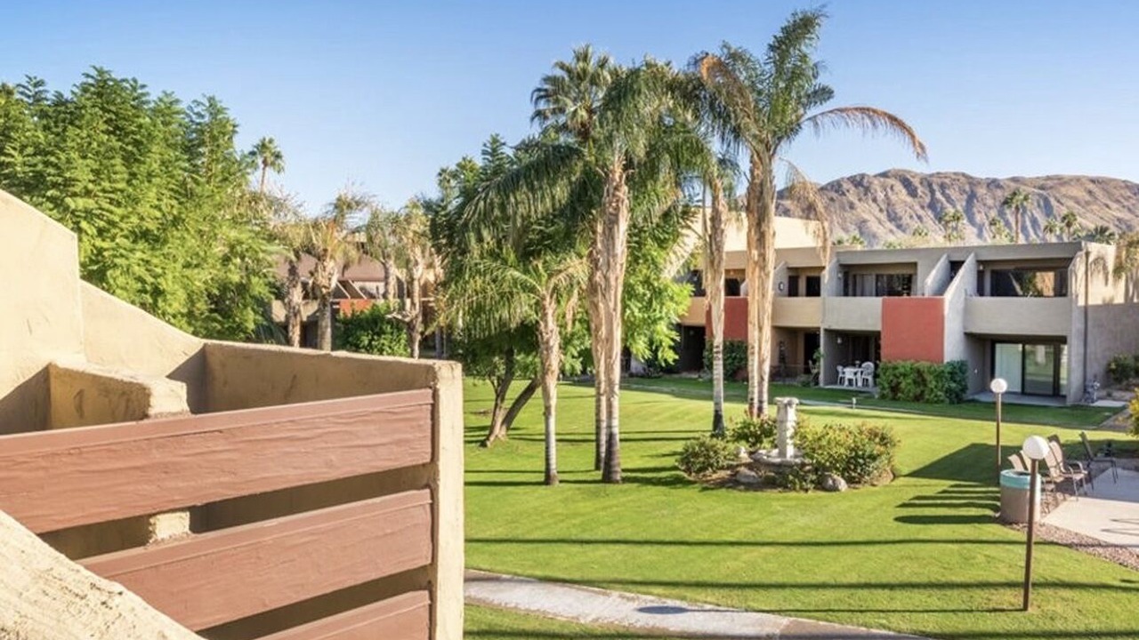 Photo of Patio Balcony in Twin Palms