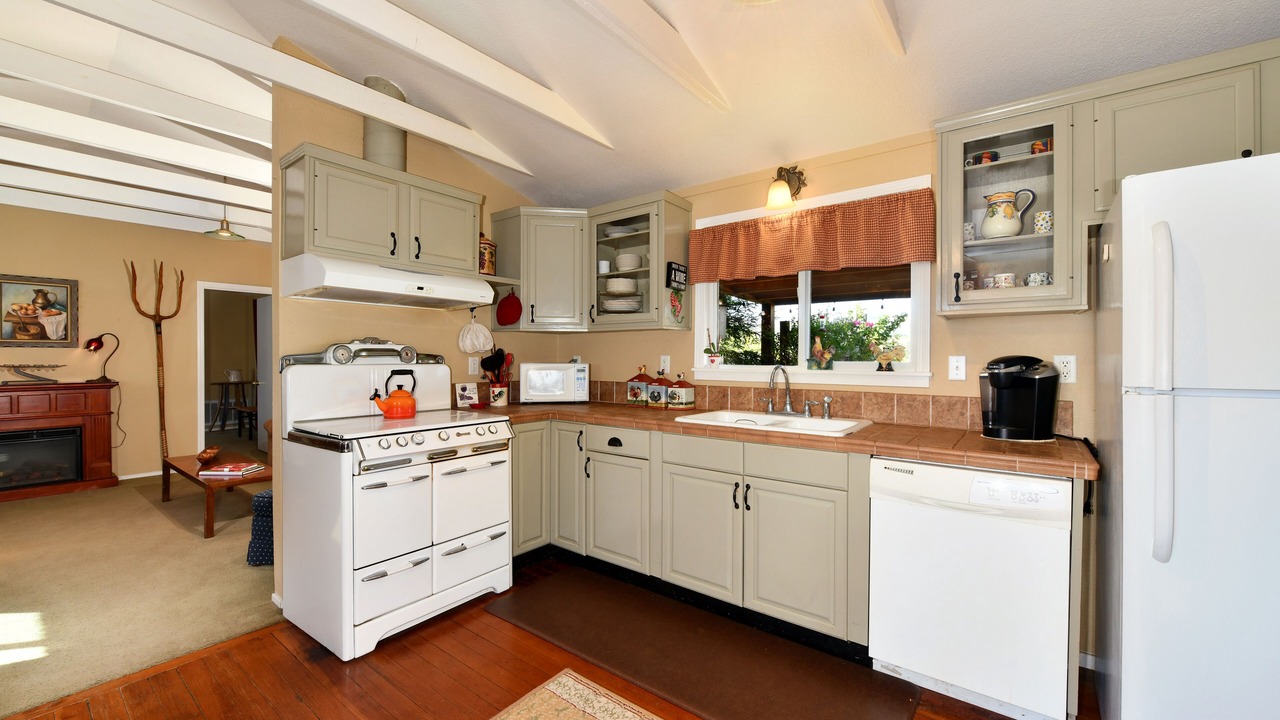 Photo of Kitchen in Cloverdale