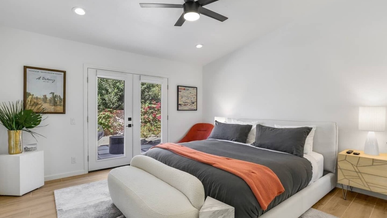 Photo of Bedroom in Racquet Club South