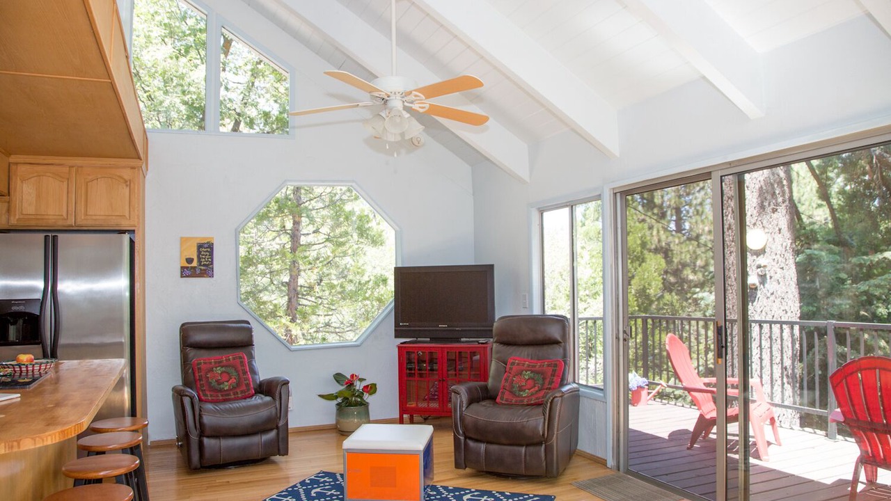 Photo of Bedroom in Blue Jay