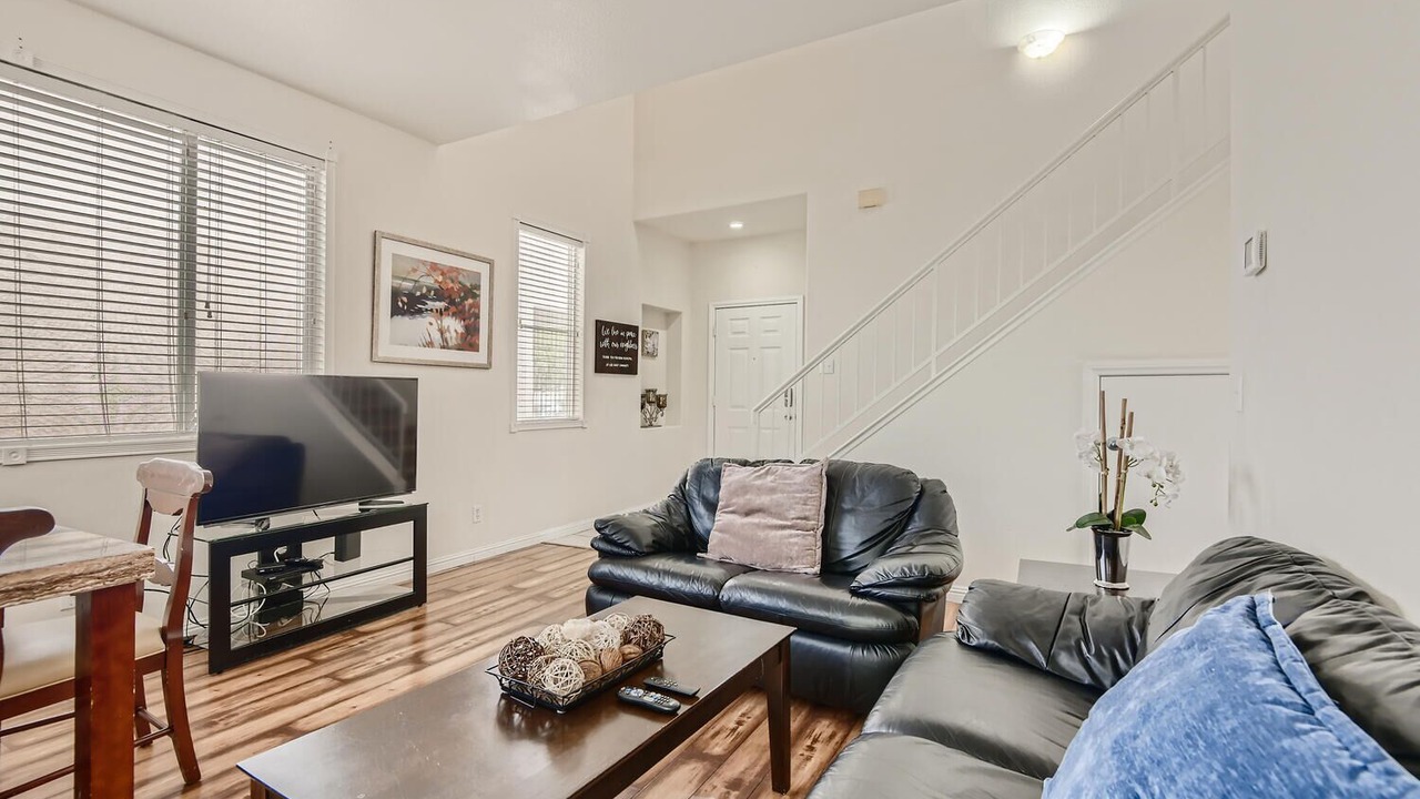 Photo of Livingroom in Spring Valley