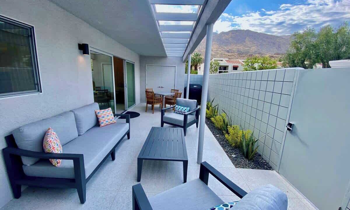 Photo of Outdoor in Canyon Corridor