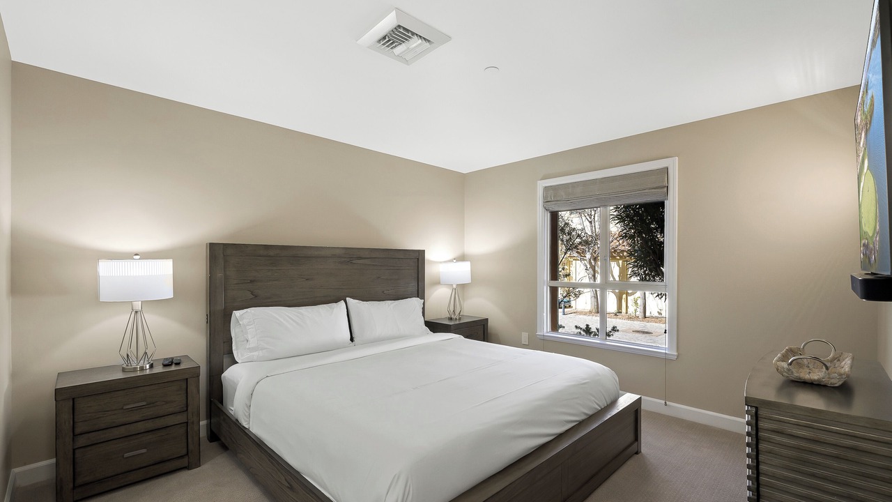 Photo of Bedroom in Lake Las Vegas