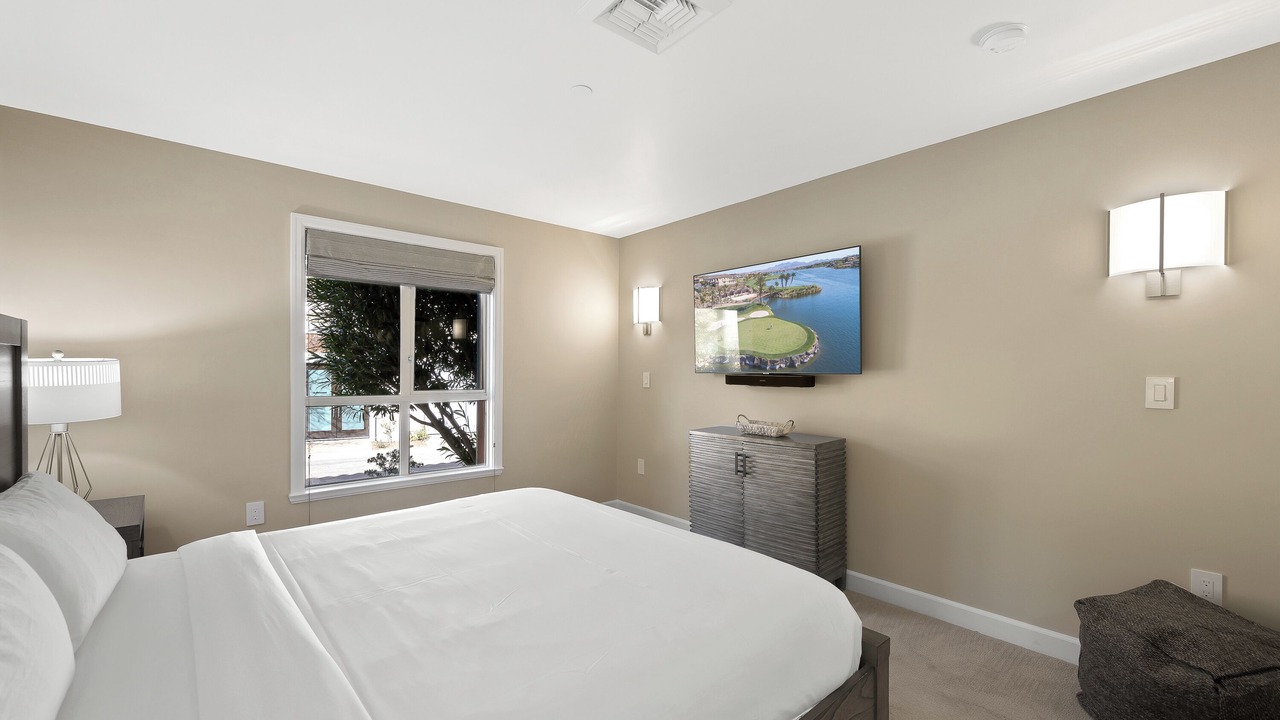 Photo of Bedroom in Lake Las Vegas
