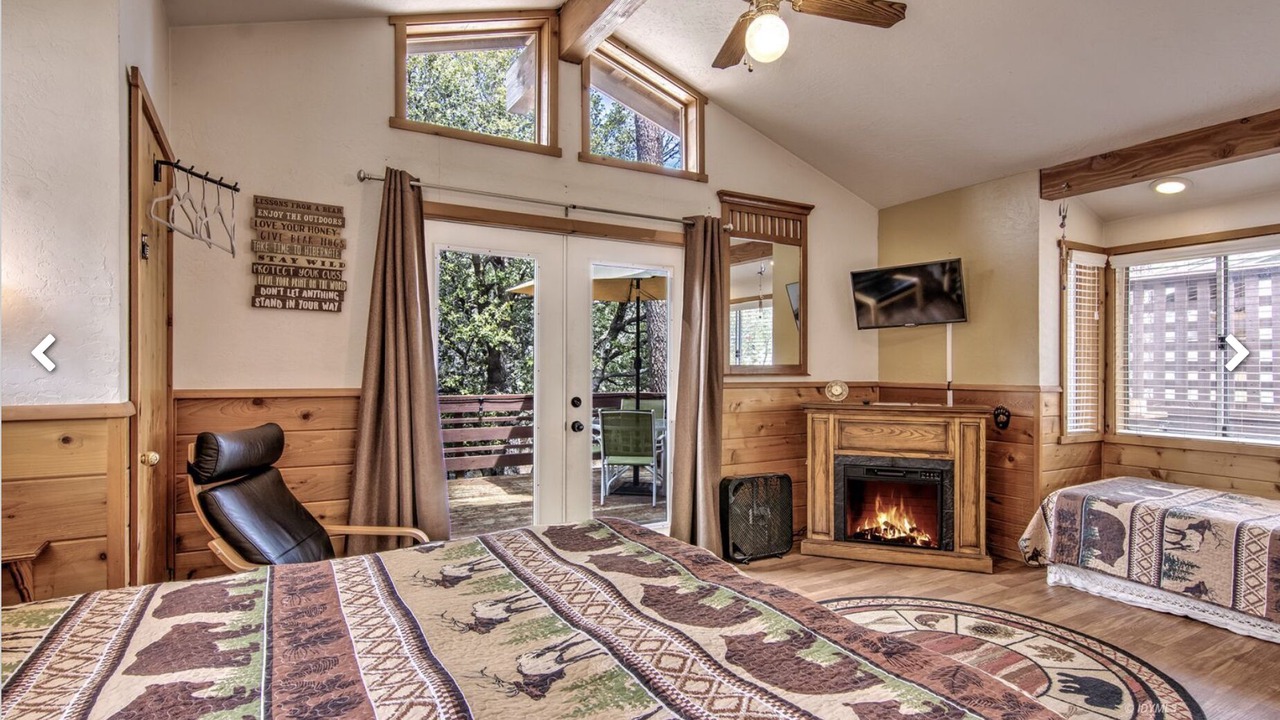 Photo of Bedroom in Idyllwild