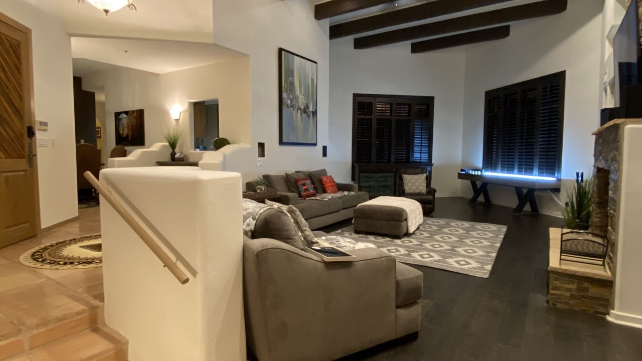 Photo of Livingroom in Troon North