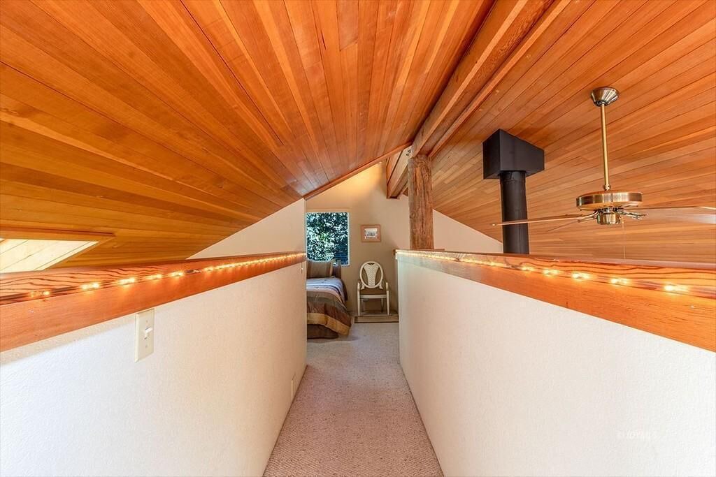 Photo of Bedroom in Pine Cove