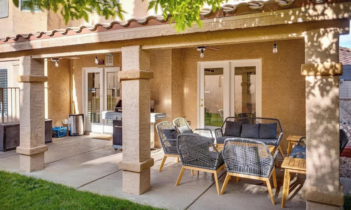 Photo of Outdoor in Spring Valley