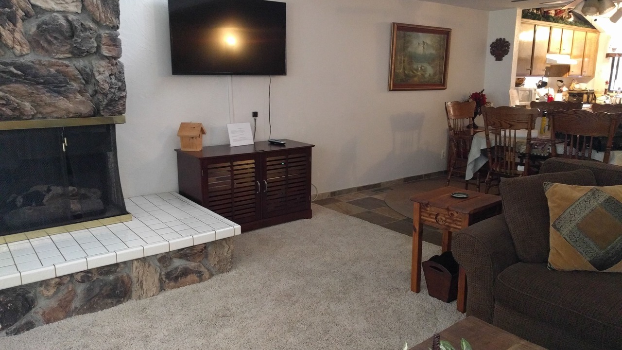 Photo of Livingroom in Big Bear Lake