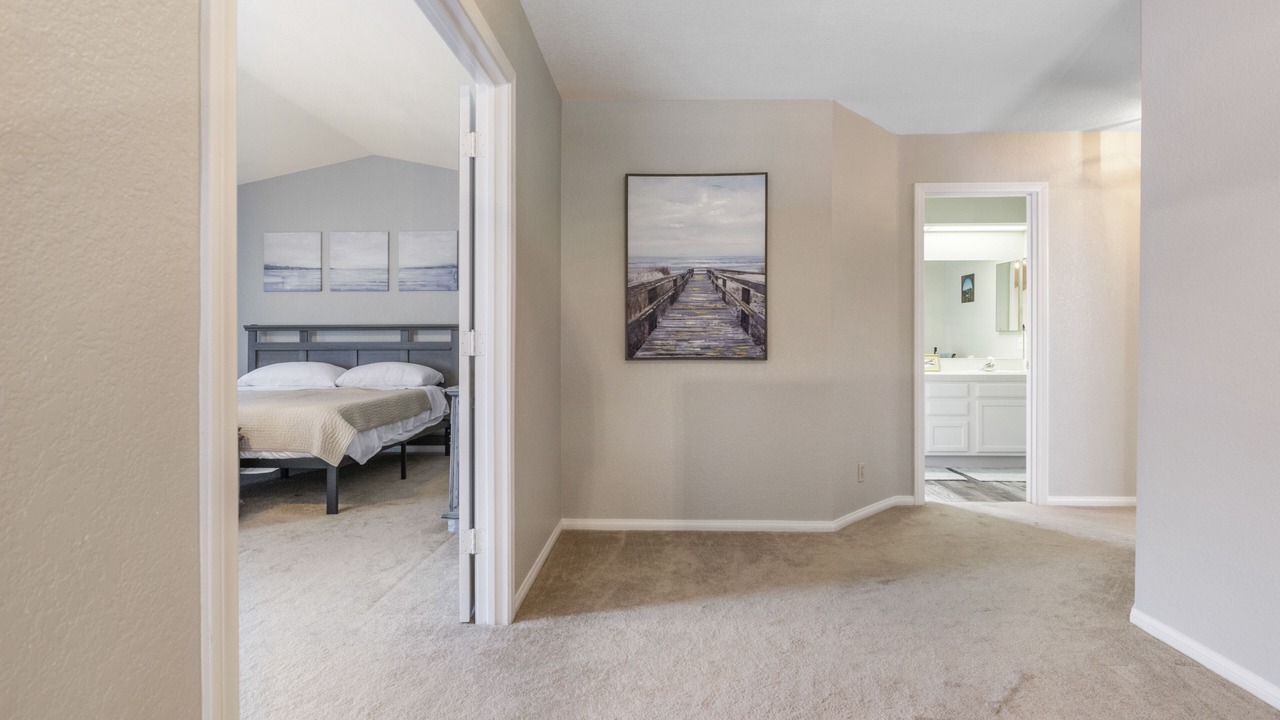 Photo of Bedroom in Green Valley