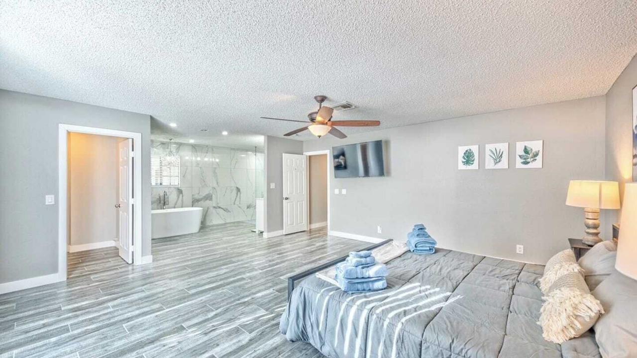 Photo of Bedroom in Southfork