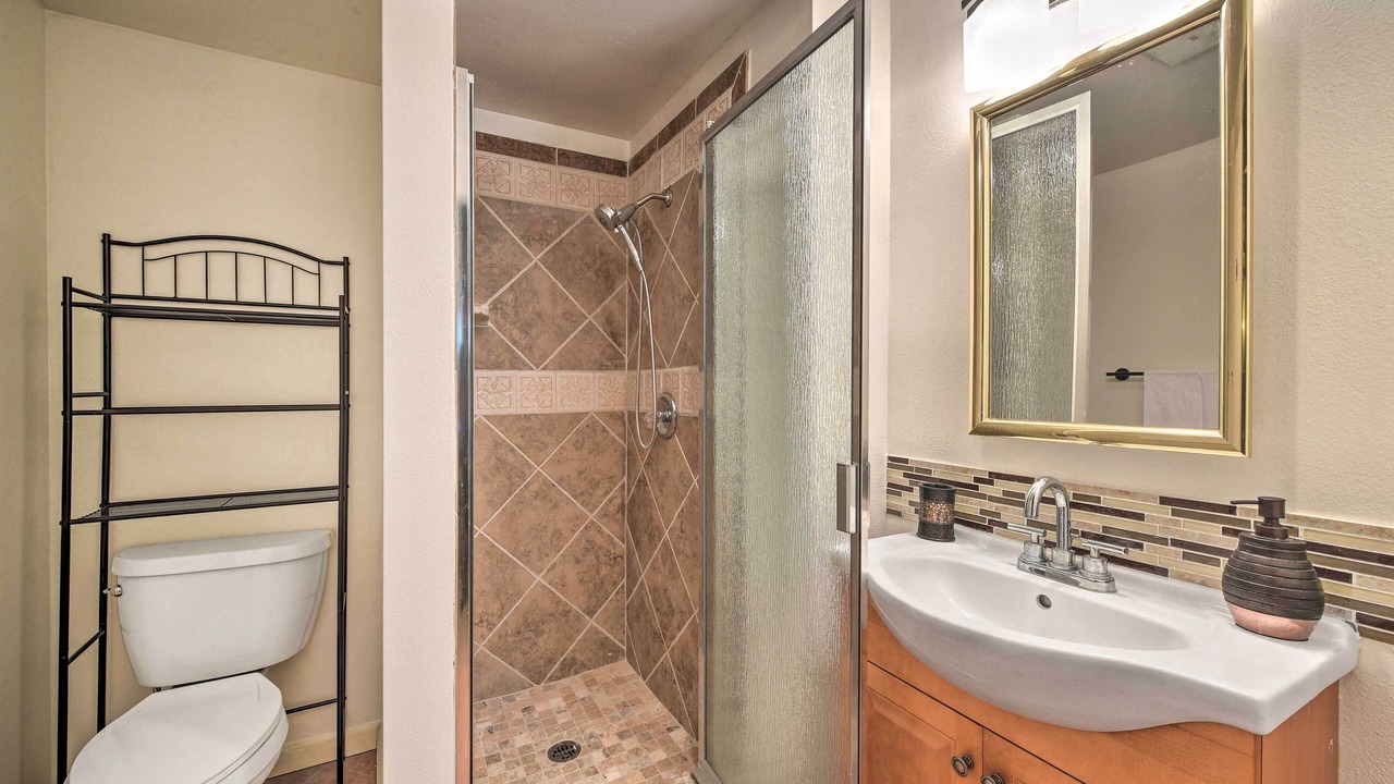 Photo of Bathroom in Arrowhead Villas