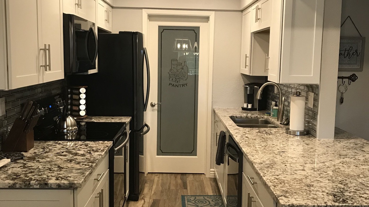 Photo of Kitchen in Desert Shores