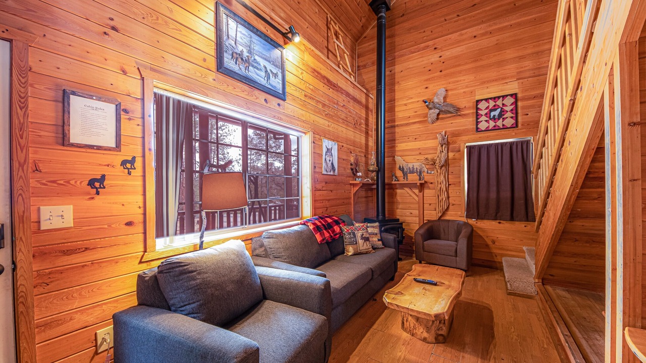 Photo of Bedroom in Christopher Creek