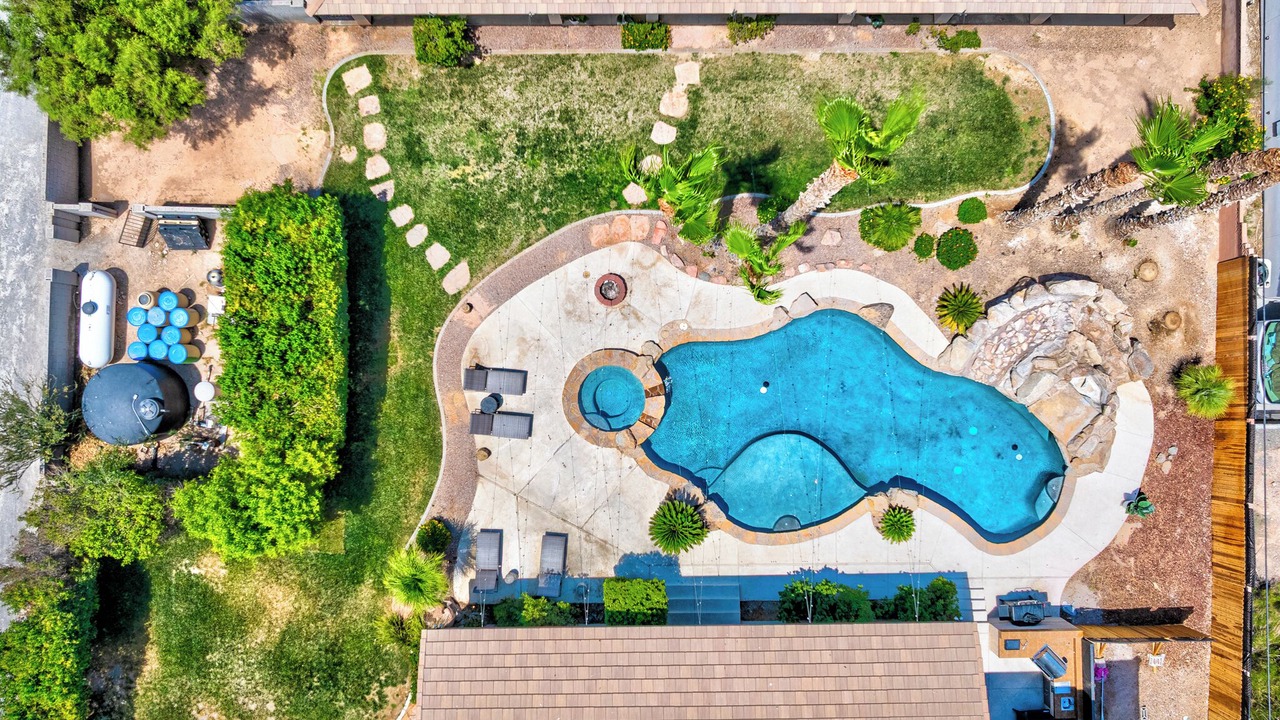 Photo of Outdoor in Spring Valley