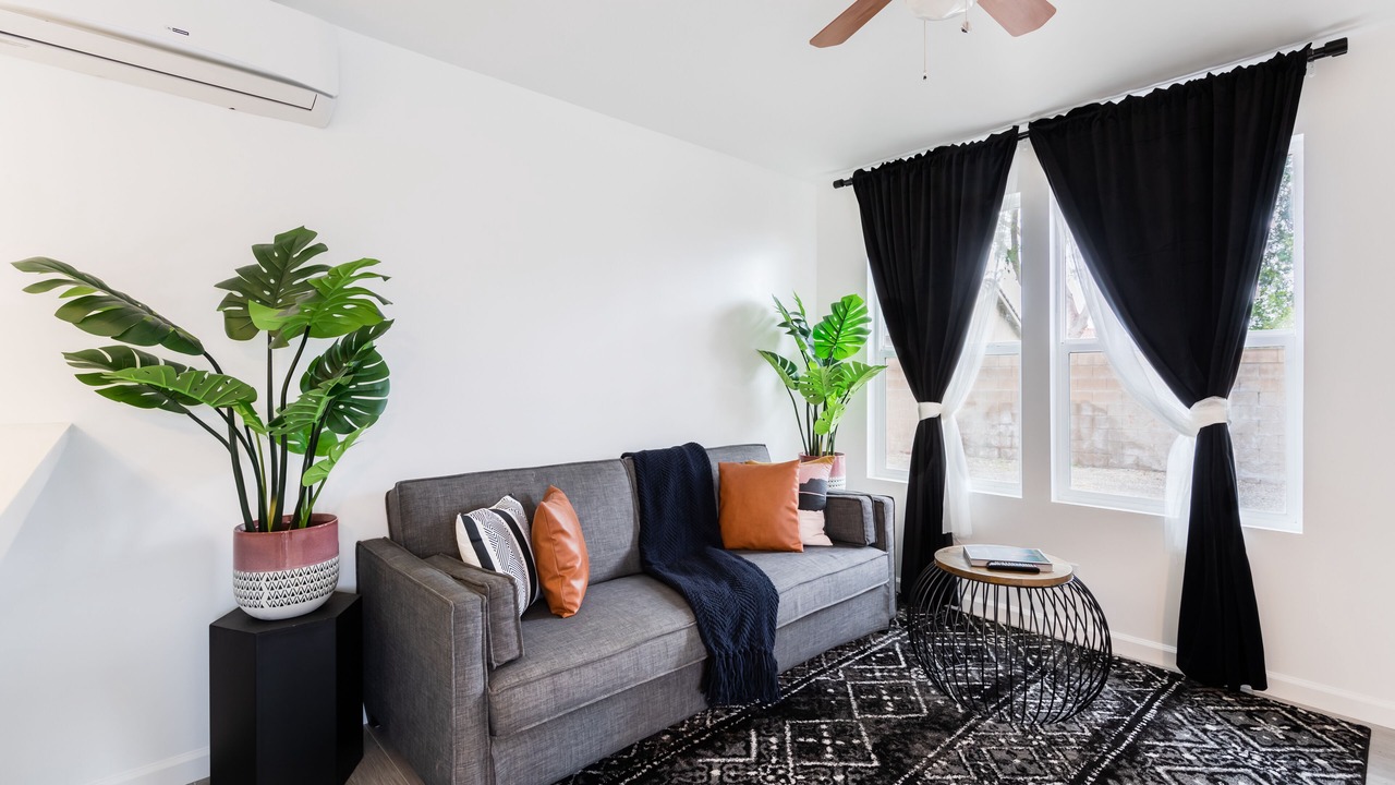 Photo of Livingroom in Desert Hot Springs