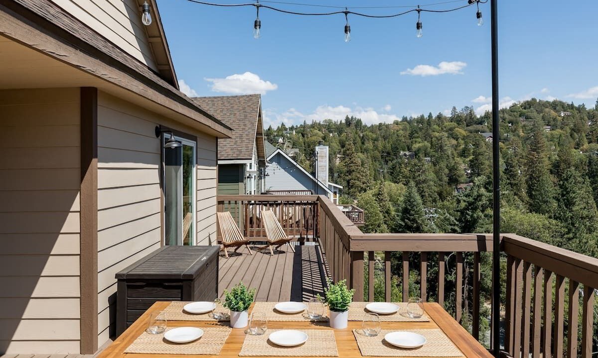 Photo of Outdoor in Lake Arrowhead