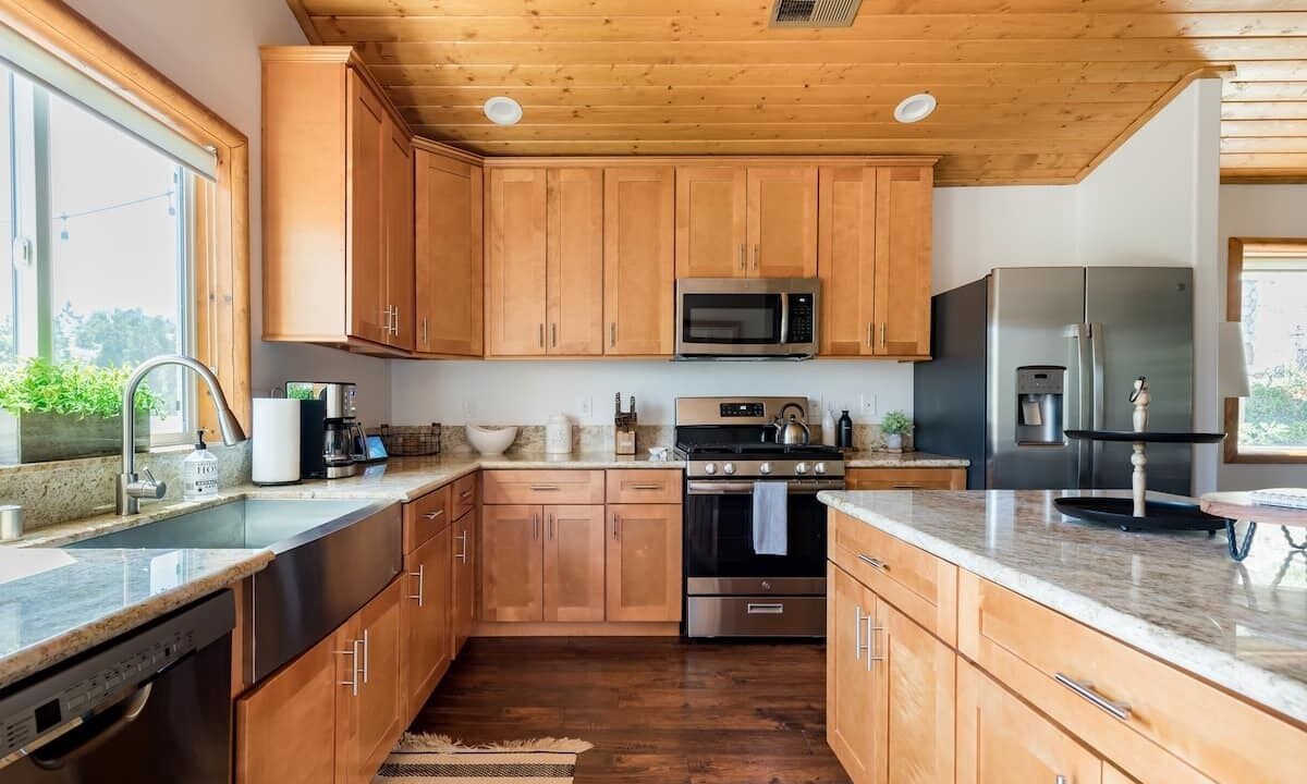 Photo of Kitchen in Lake Arrowhead