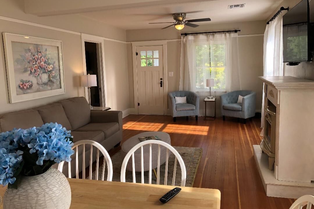 Photo of Bedroom in Nob Hill