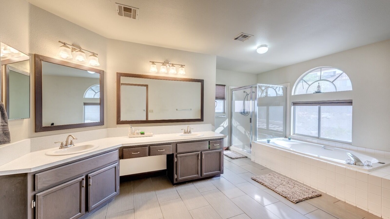 Photo of Bathroom in Green Valley North