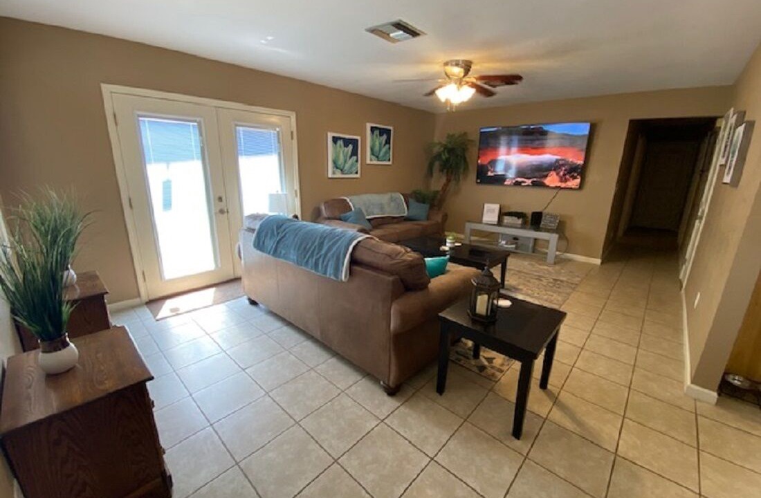 Photo of Livingroom in Bullhead City