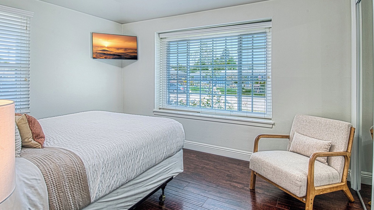 Photo of Bedroom in Hermosa Village